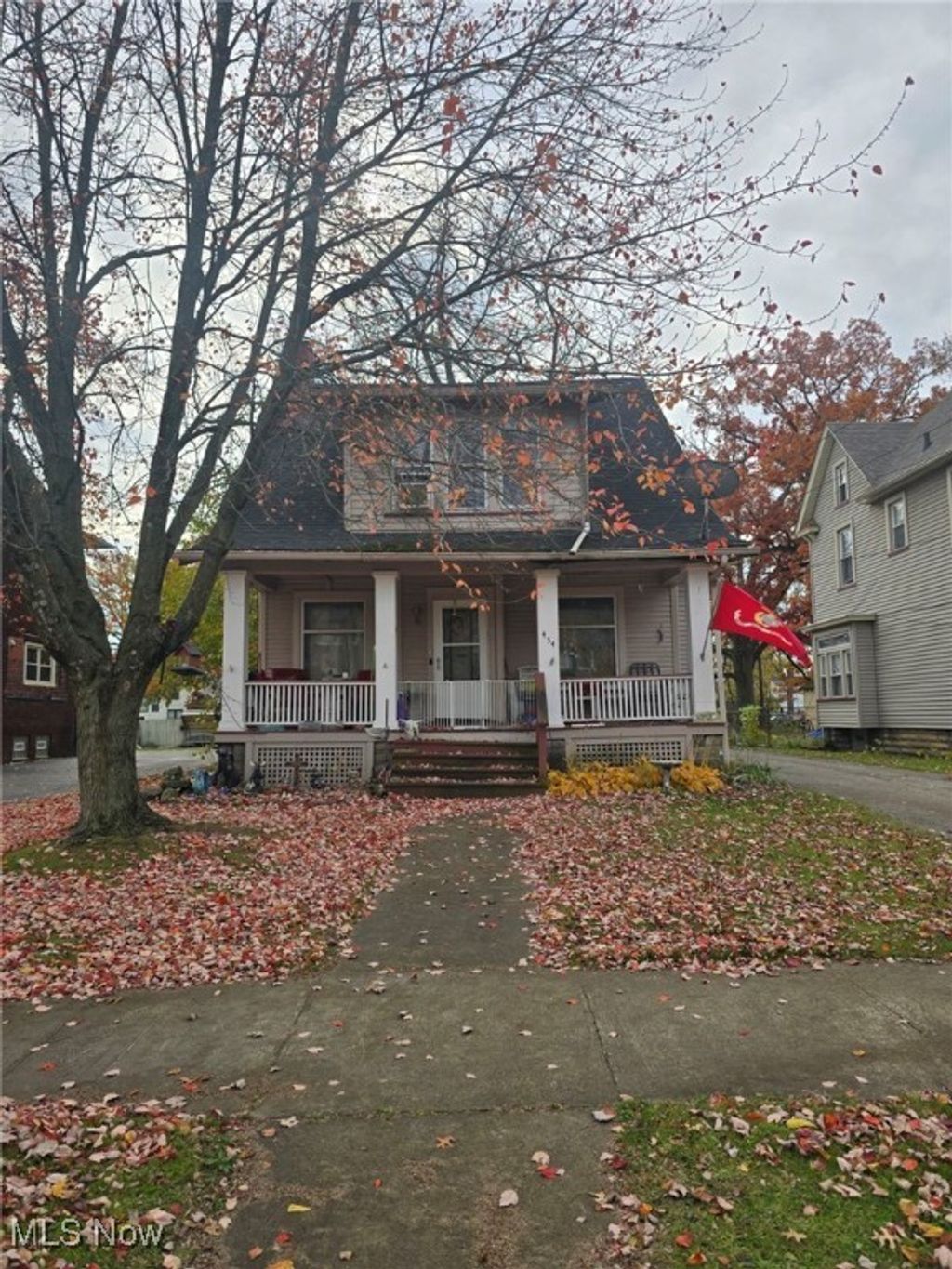 Photo of 454 Washington Street NE, Warren, OH 44483 (MLS # 5182391)