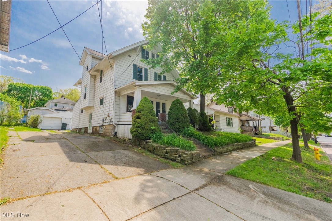 341 Pioneer Street, Akron, Ohio image 4