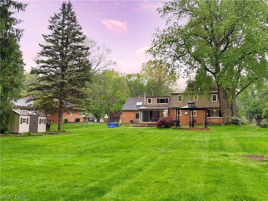 Photo of 11039 Fitzwater Road, Brecksville, OH 44141 (MLS # 5208634)