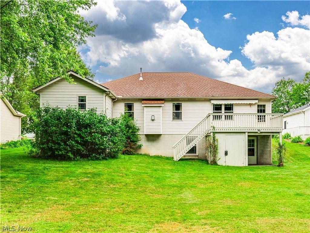 Photo of 893 West Street Street, Wadsworth, OH 44281 (MLS # 5211070)