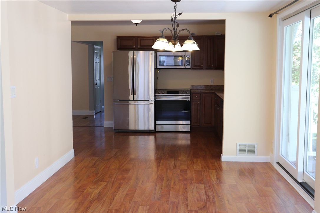 V W Cherry - Residential