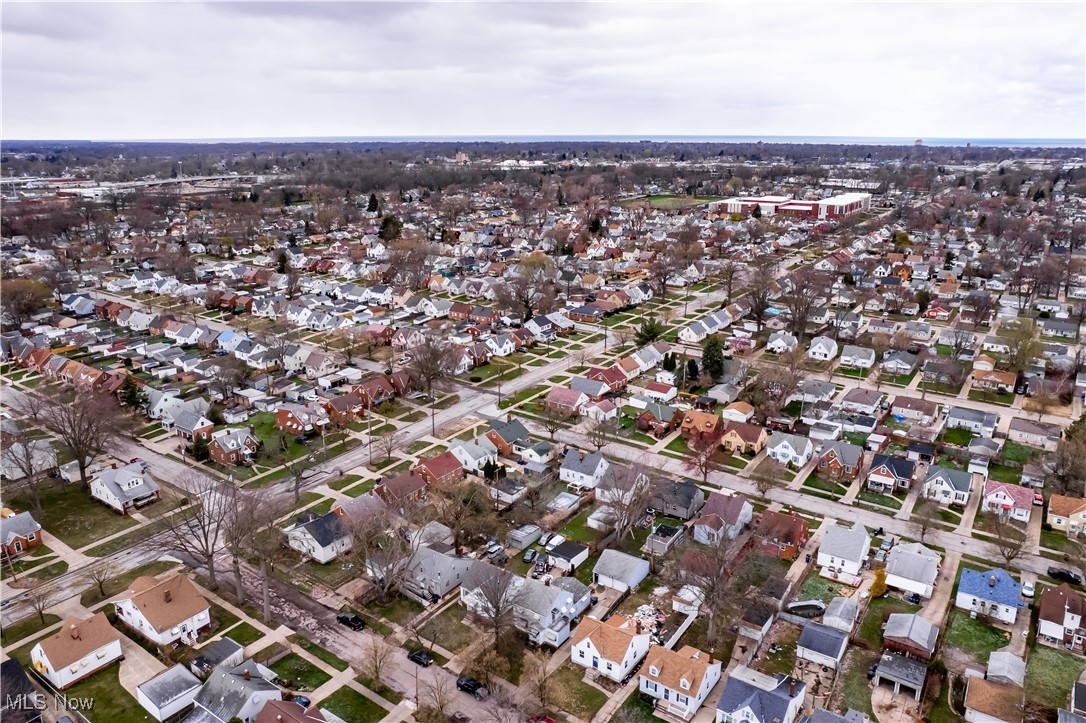 13908 Highlandview Avenue, Cleveland, Ohio image 31