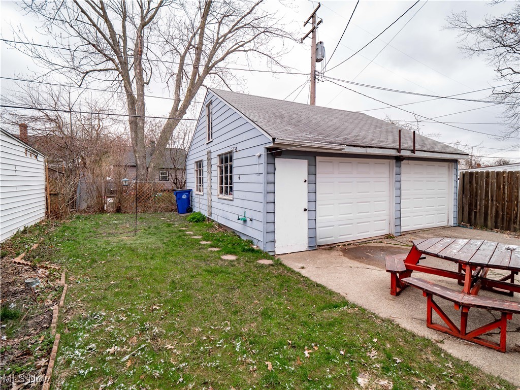 13908 Highlandview Avenue, Cleveland, Ohio image 26