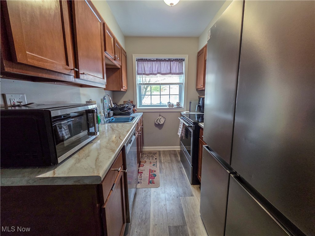 19436 Van Aken Boulevard 205