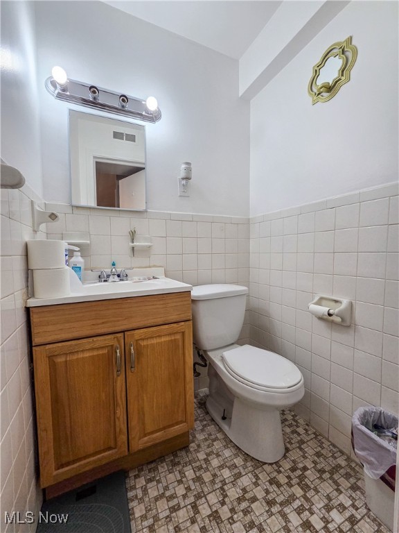 Royal Court Condos - Residential