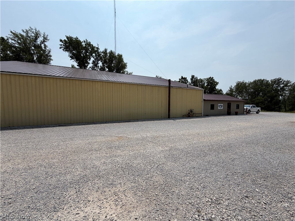 8373 State Route 83