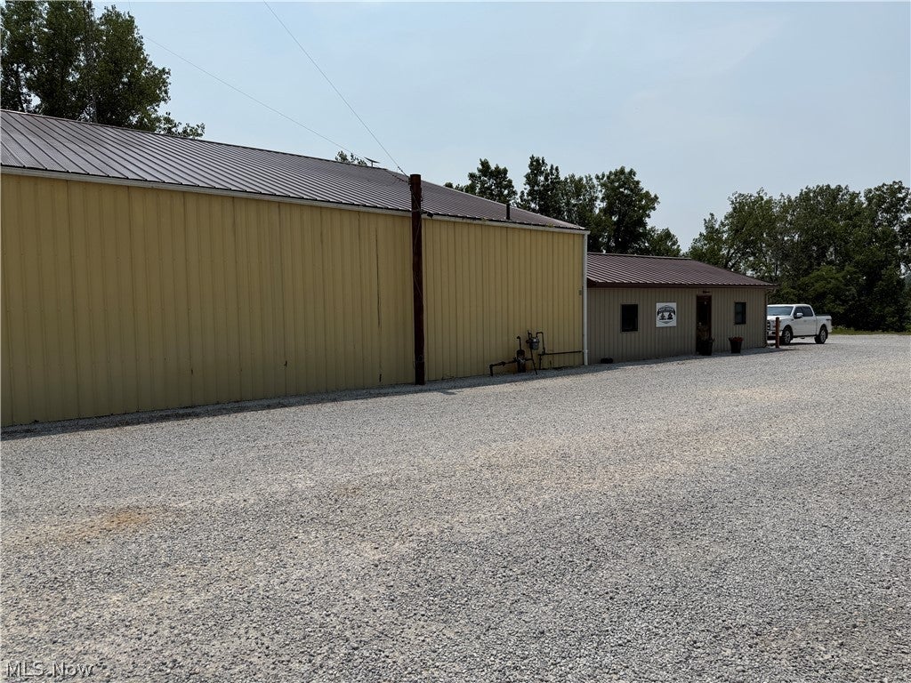 8373 State Route 83
