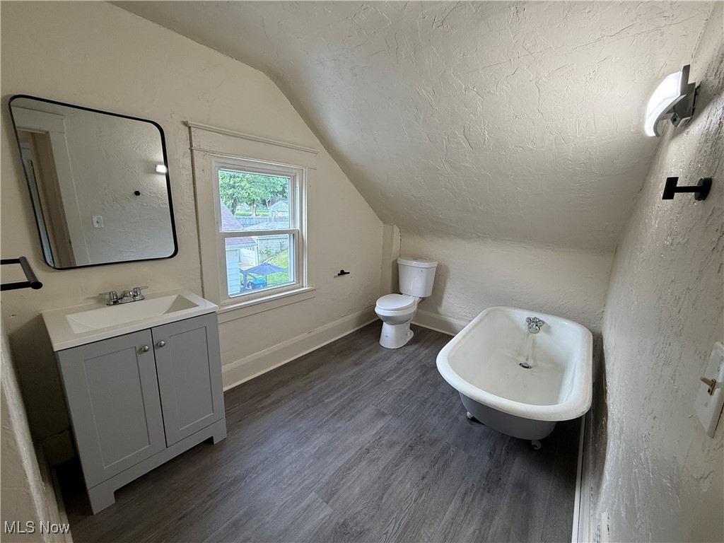 Thomas Struthers Add 05 - Residential Lease