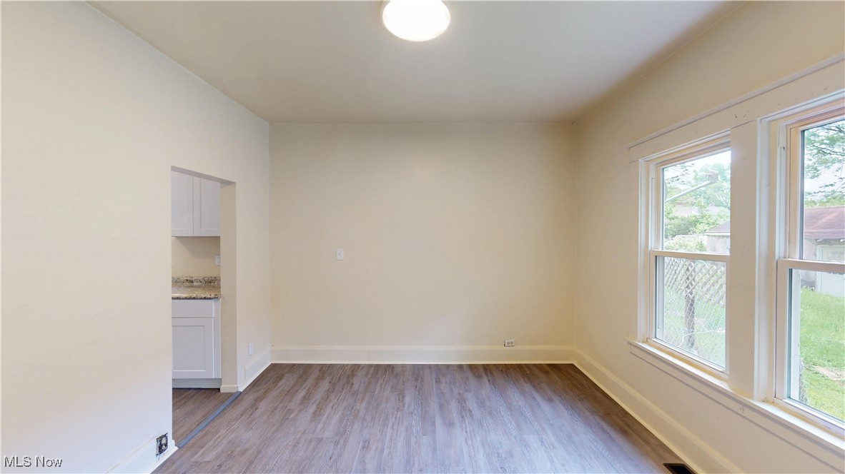 Thomas Struthers Add 05 - Residential Lease