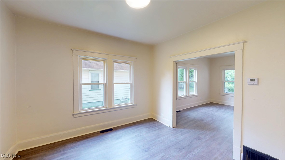 Thomas Struthers Add 05 - Residential Lease