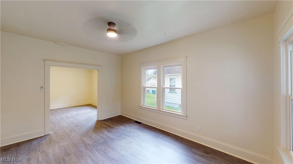 Thomas Struthers Add 05 - Residential Lease