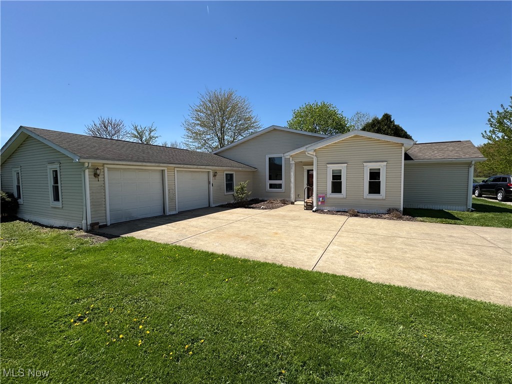 14380 Baumhart Road, Oberlin, Ohio image 1
