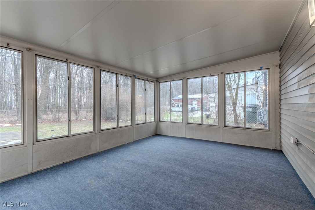 Robert Dvoraks Brentwood Village - Residential