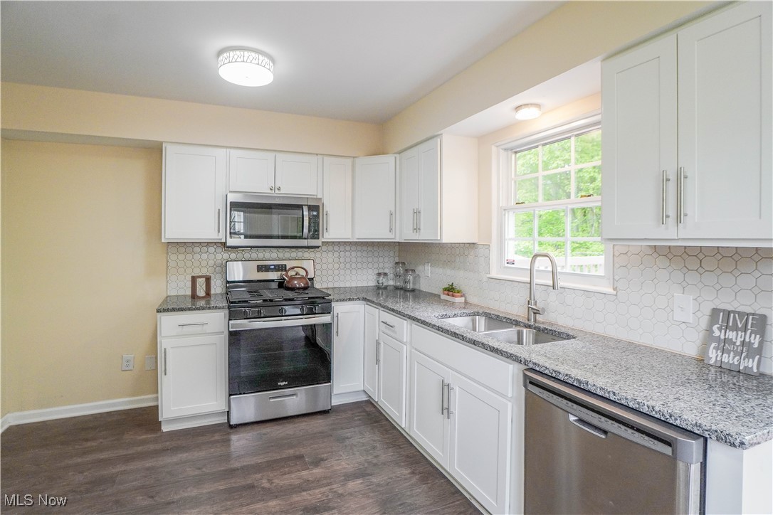 1105 East Boulevard, Aurora, Ohio image 9
