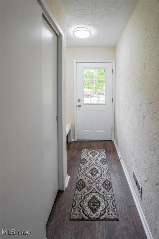 1105 East Boulevard, Aurora, Ohio image 2