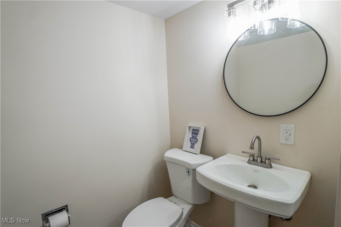 1105 East Boulevard, Aurora, Ohio image 24
