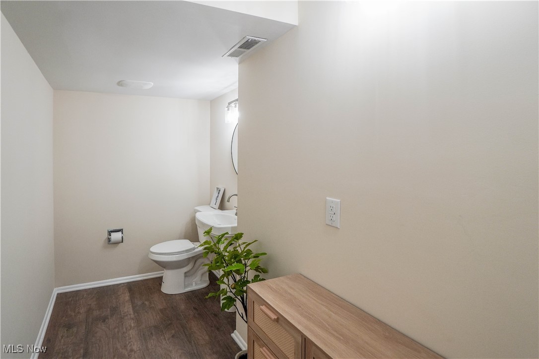 1105 East Boulevard, Aurora, Ohio image 23