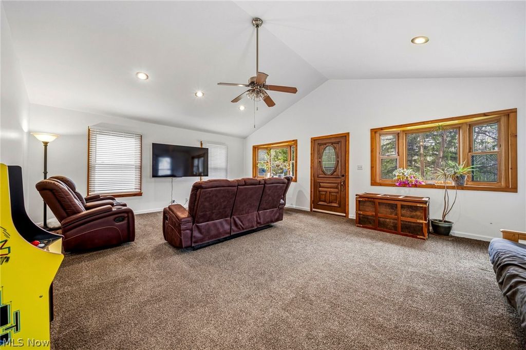 Photo of 109 Cornelia Drive, Chardon, OH 44024 (MLS # 5198024)