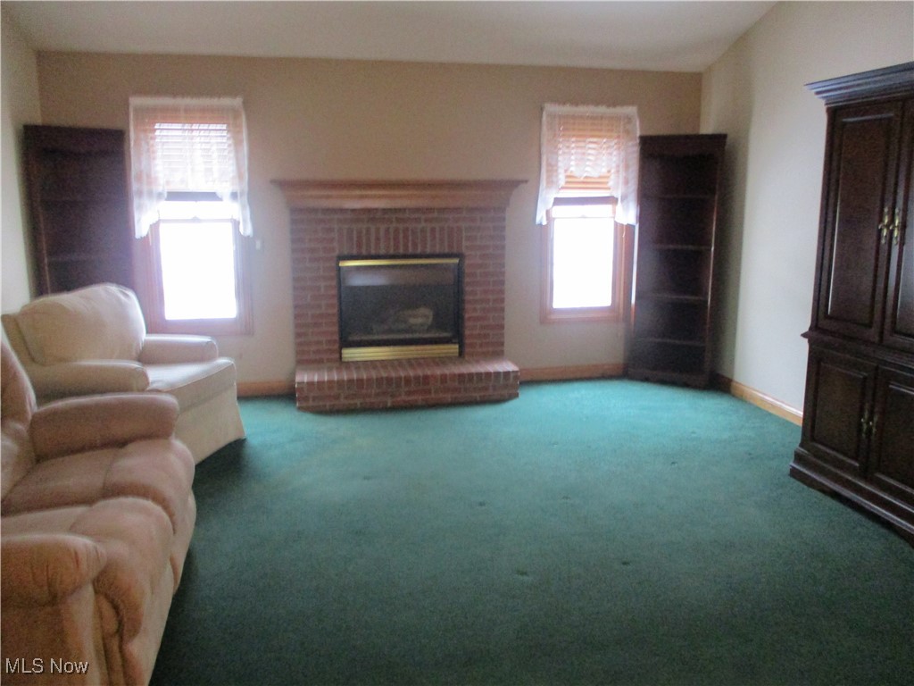 Villas At Macintosh Farms - Residential