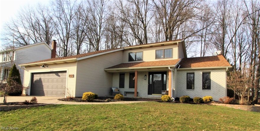 This First Floor Master Bedroom Home with En-suite Shows Like a Picture from a Home Decor Magazine!  
 Absolutely Gorgeous  3 Bedroom 2.5 Bath Home Has Been Completely Remodeled with All The Latest Modern Updates!
Charming and Relaxing Porch Greets You Into the Two Story Foyer Open to Both the Dining and Living Room, Currently Being Used as an Office.  The Entire Home Has Just Been Professionally Painted with Modern Neutral Colors, New Carpet, Refinished Hardwood Flooring and Brand New Lighting Fixtures Too!
With The Open Airy Floor Plan, Bayed Window and Vaulted Family Room, Floor to Ceiling Gas Fireplace, Killer Accent Wall and Lots of Natural Light, the Home Feels Like Vacation!  You’ll Fall in Love with the Gourmet Kitchen That Boasts New White Quartz Counters, Brand New Stainless Steel Appliances, Sink as well as the New White Cabinetry and Recessed Lighting.  The Sliding Glass Doors Lead to Large Deck With All New Flooring and Gutter System with Private Treed Backyard.  First