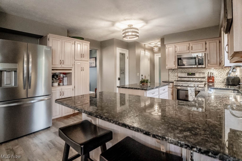 Colonial Hills - Residential