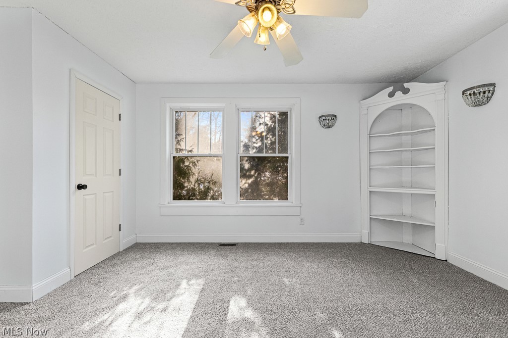 Willowdale Lake - Residential