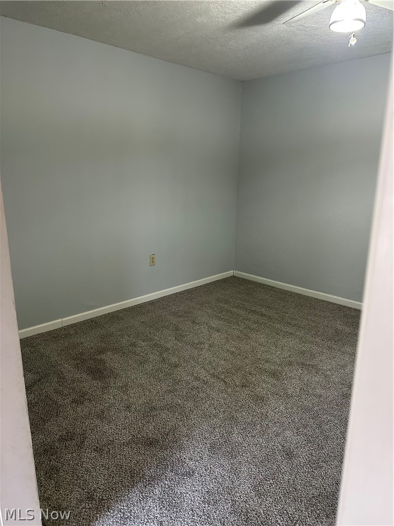 Willowdale Lake - Residential