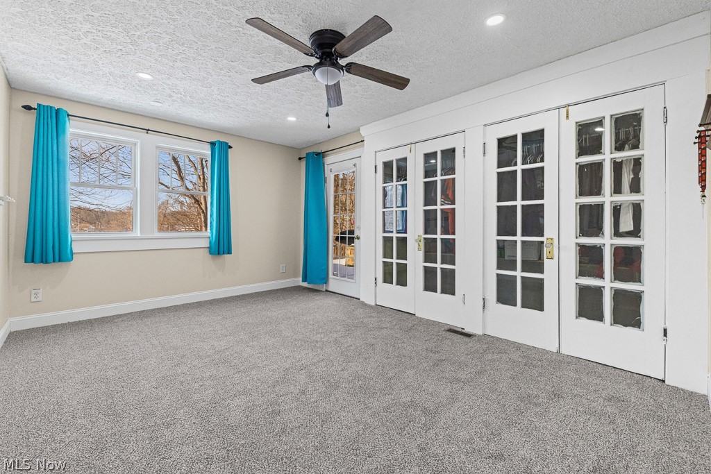 Willowdale Lake - Residential