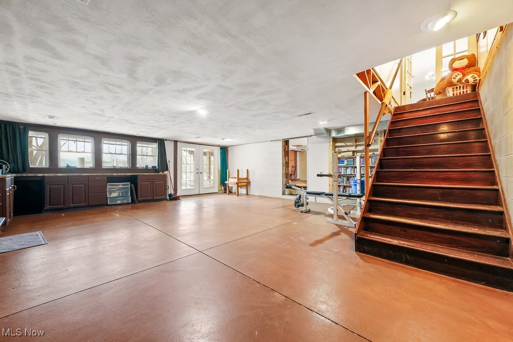 Willowdale Lake - Residential