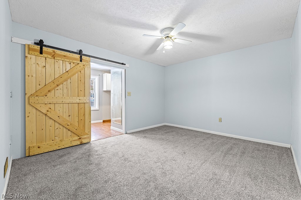 Willowdale Lake - Residential