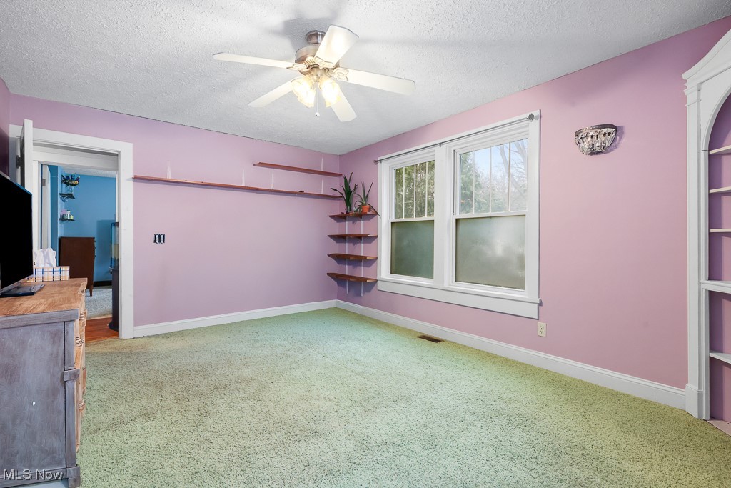 Willowdale Lake - Residential