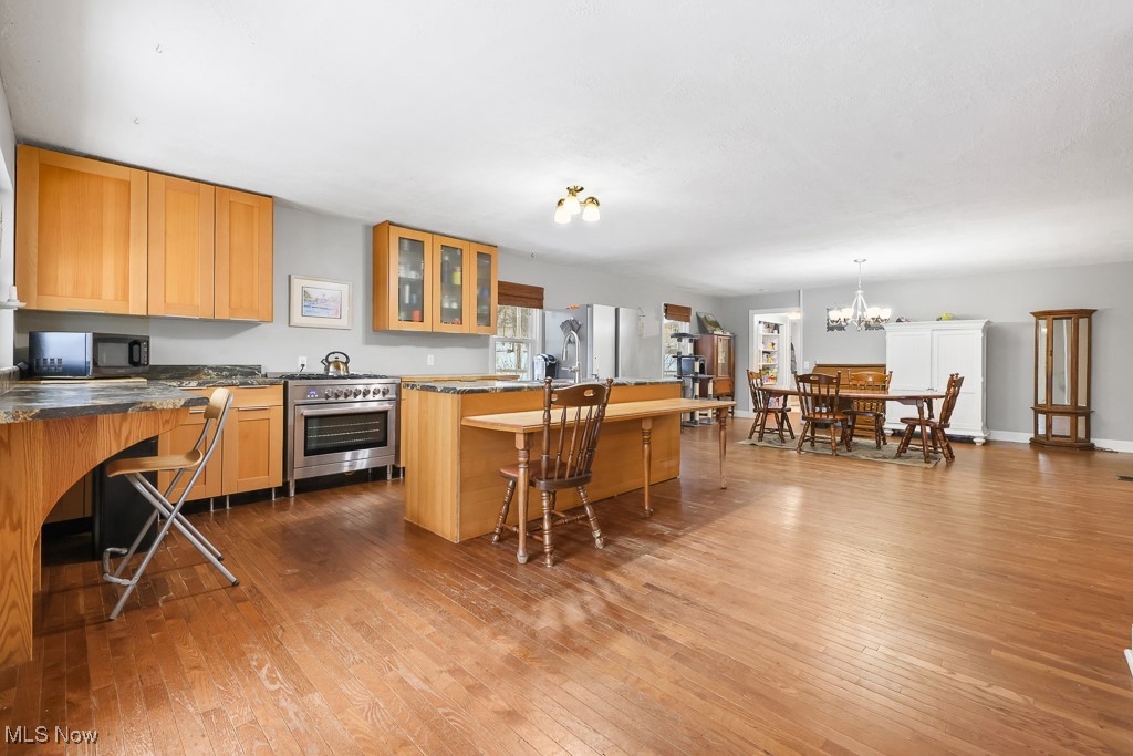 Willowdale Lake - Residential