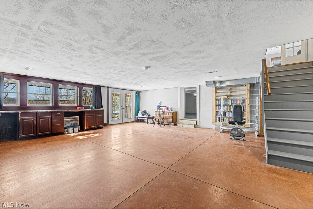 Willowdale Lake - Residential