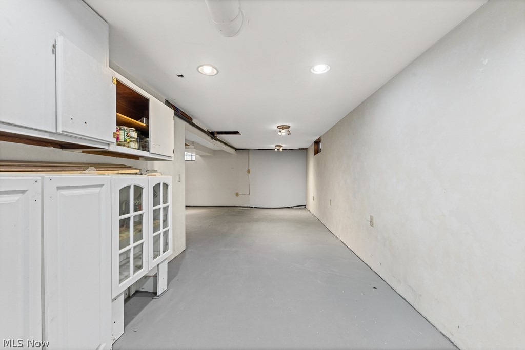 Willowdale Lake - Residential