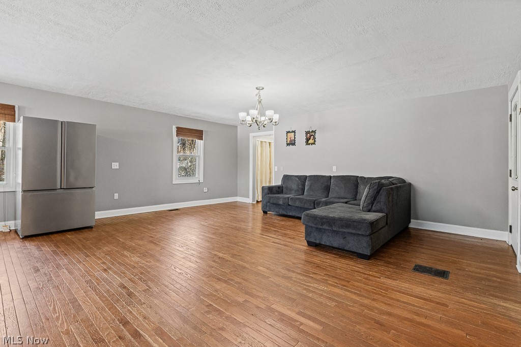 Willowdale Lake - Residential