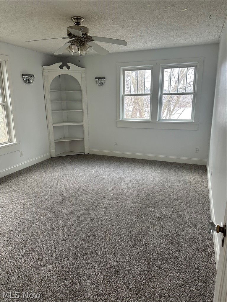 Willowdale Lake - Residential