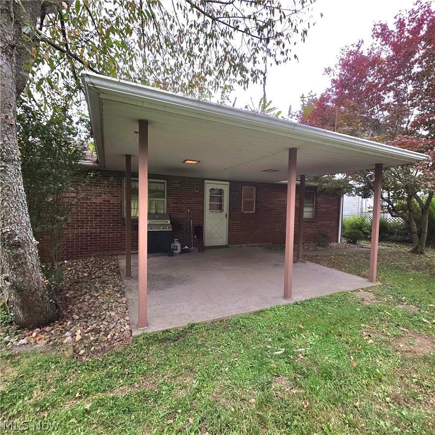 3853 Marion Drive