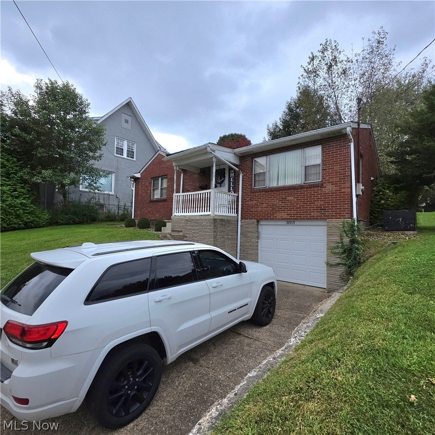 3853 Marion Drive