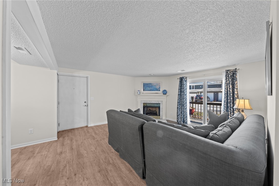 6227 Hidden Creek Drive #126, Lorain, Ohio image 5