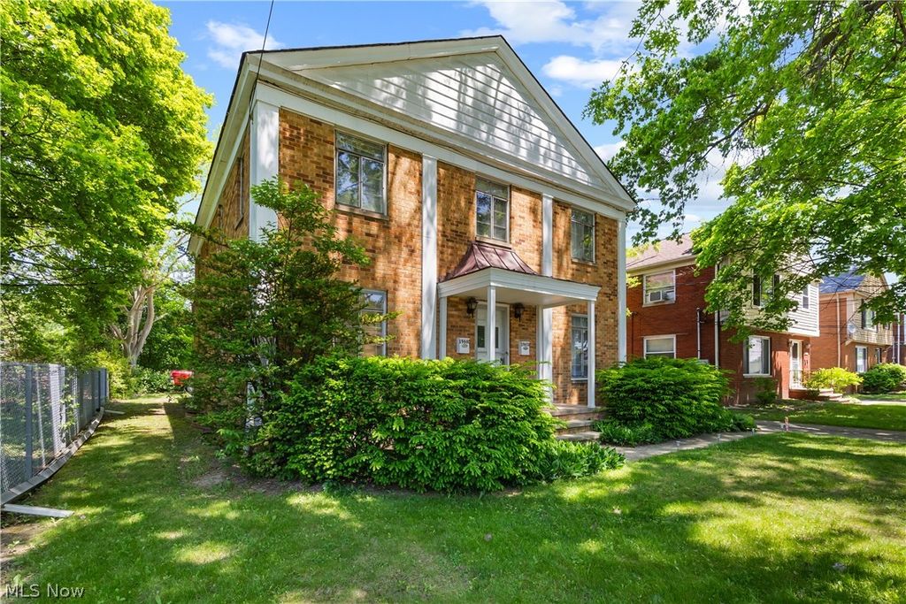 Photo of 19658 Hilliard Boulevard, Rocky River, OH 44116 (MLS # 5210405)
