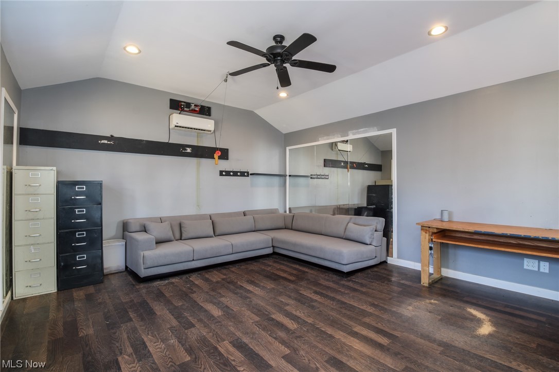 H C Hopkins Ad - Residential