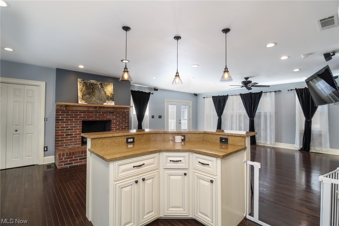 H C Hopkins Ad - Residential