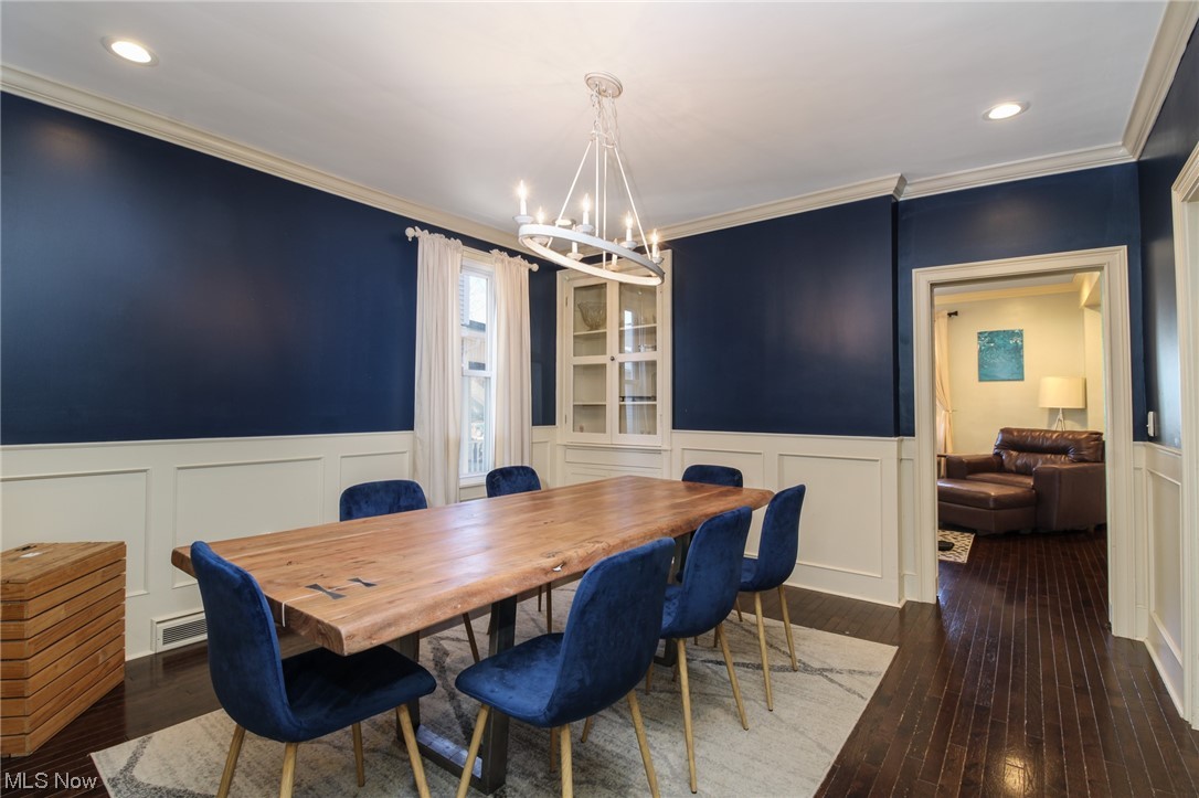 H C Hopkins Ad - Residential