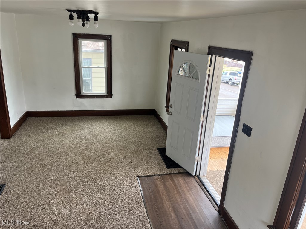 832 Ayers Street, Zanesville, Ohio image 4