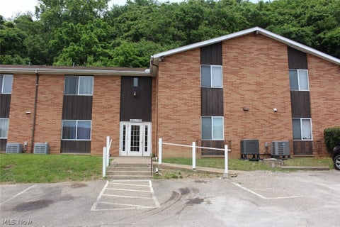 Apartment For Rent - 200 West 36th Street St #45<br/> Shadyside, OH 43947