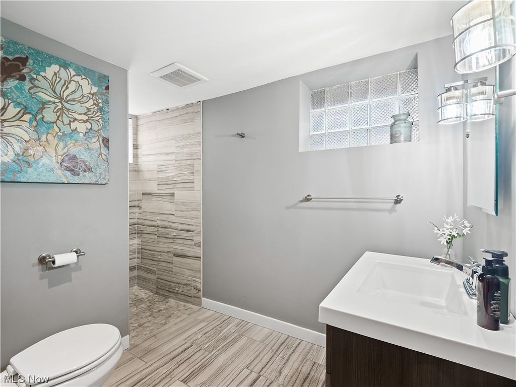 Wayne Ave - Residential