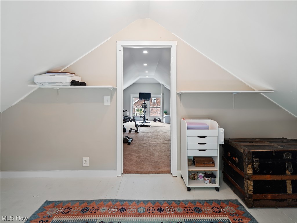 Wayne Ave - Residential