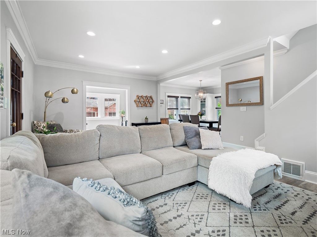 Wayne Ave - Residential