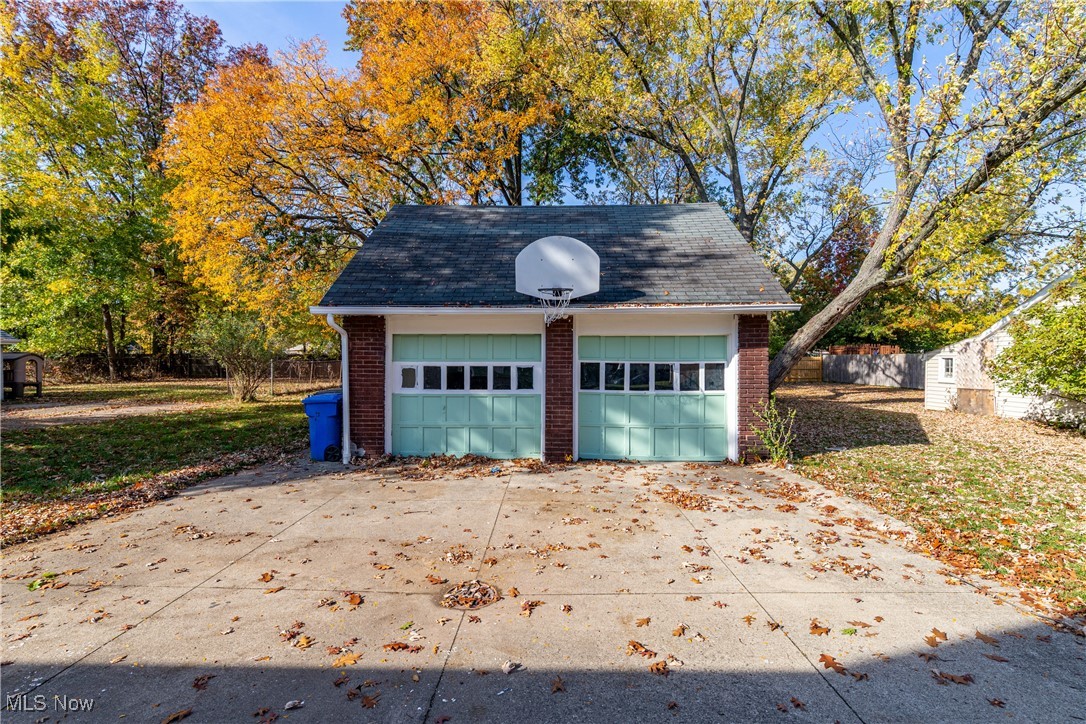 4400 W 143rd Street, Cleveland, Ohio image 38