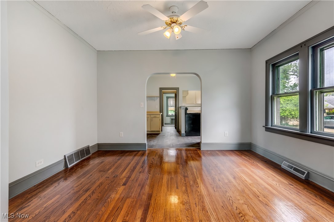 4400 W 143rd Street, Cleveland, Ohio image 9